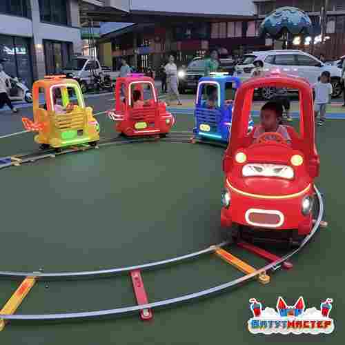 Аттракцион на рельсах «Светофорчик», 4 машинки