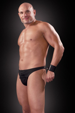 Стринги для раба в комплекте с наручниками L/XL (Цвет: черный)