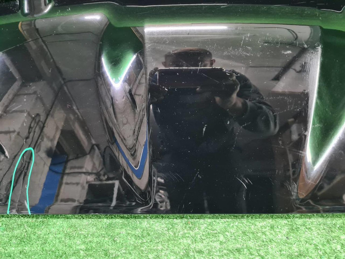 Спойлер крышки багажника Range Rover Sport 2 L494 (2017-2022)