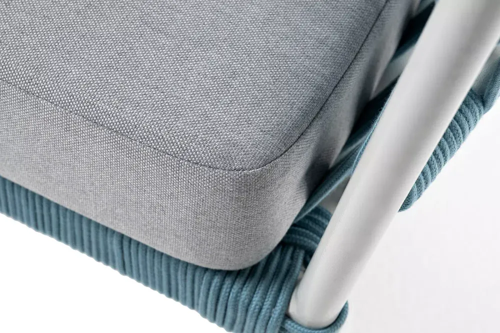 "Диего" диван 2-местный плетеный из роупа, каркас алюминий светло-серый (RAL7035) муар, роуп бирюзовый круглый, ткань светло-серая