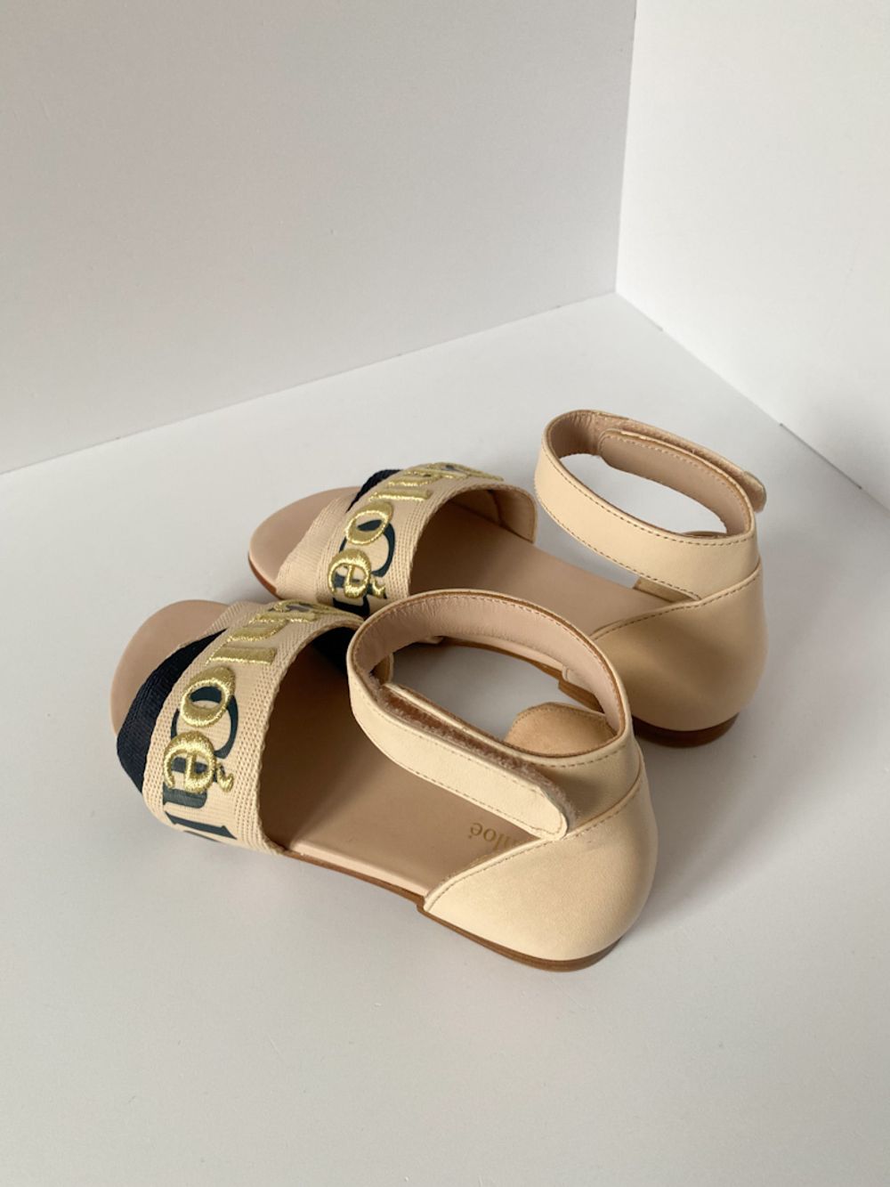 Новые босоножки Chloe, 30