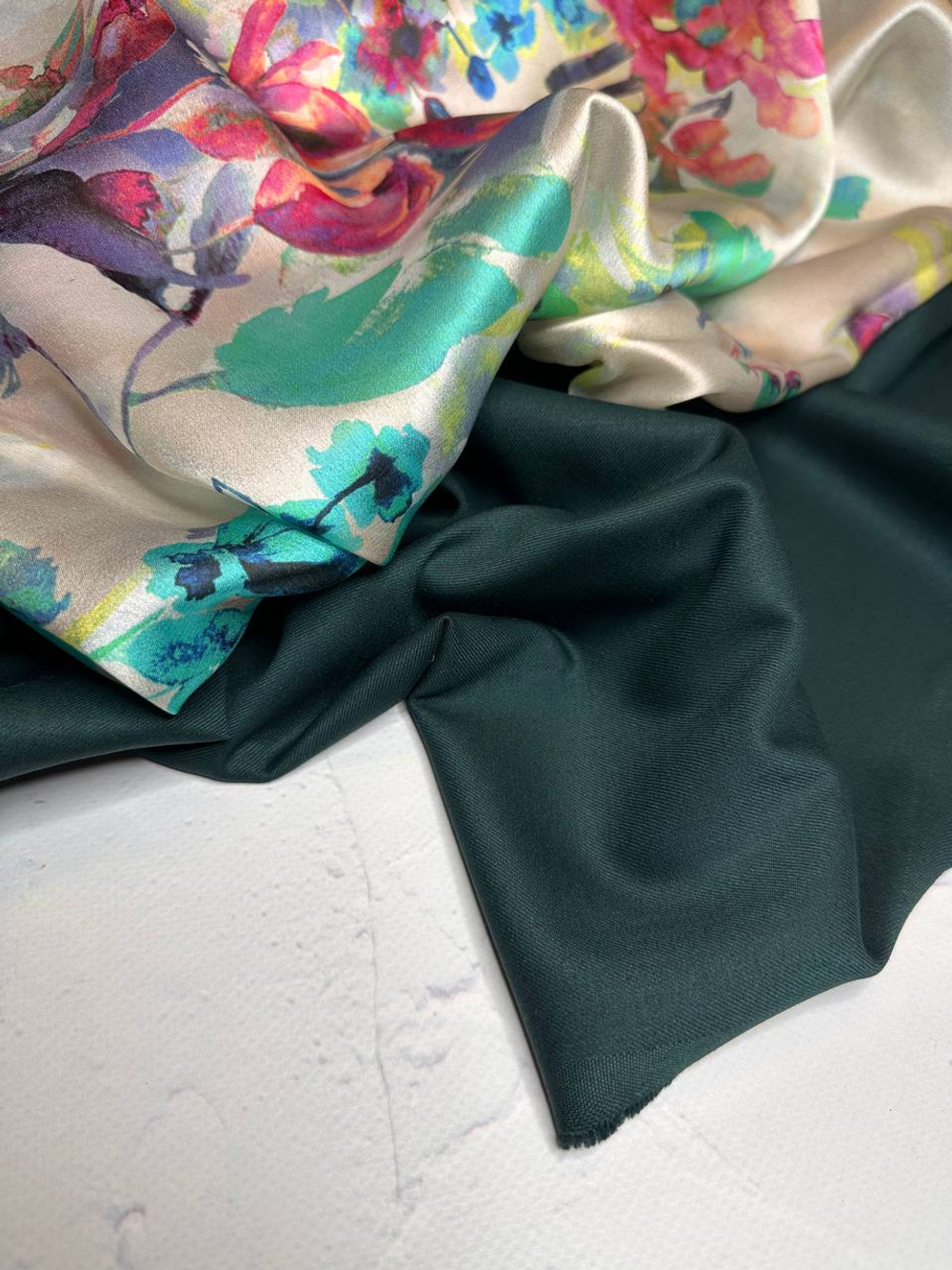 Костюмно-плательная смесовая однотонная поливискоза (64%полиэстер/33%вискоза/3%эластан, Сосна, 148, 285 гр/м2)