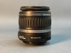 Canon 1000D kit 18-55 mm 3.5-5.6 II