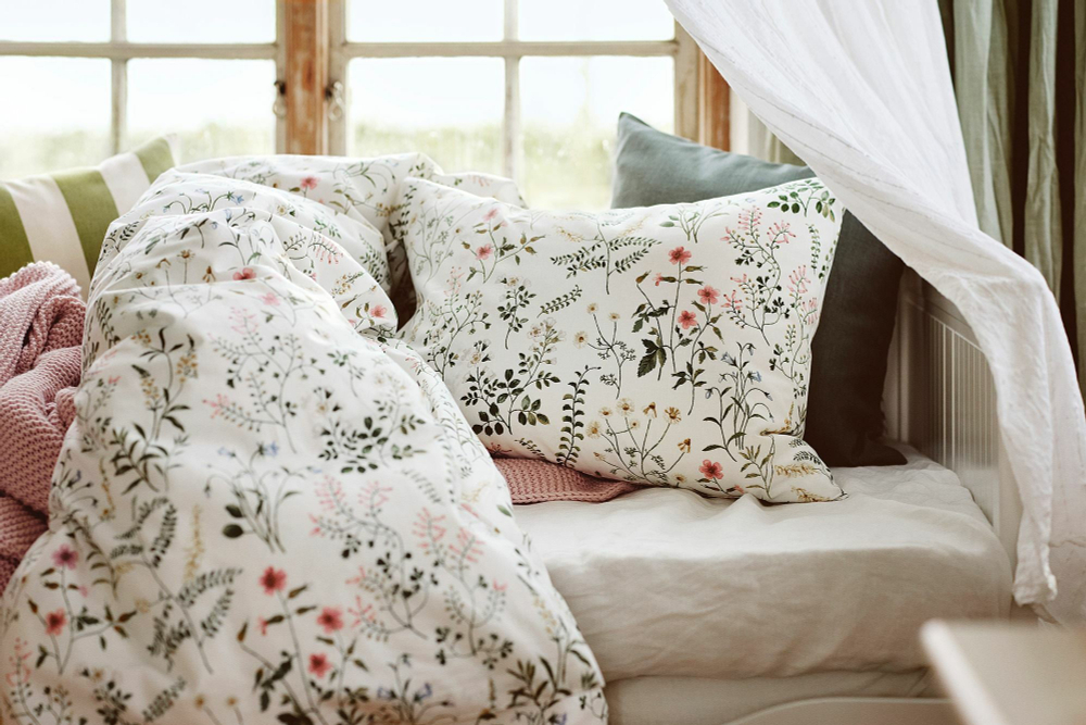 Комплект постельного белья IKEA TIMJANSMOTT (ТИМЬЯНСМОТТ), Односпальный, Белый с рисунком, 150x200, 50x80 см