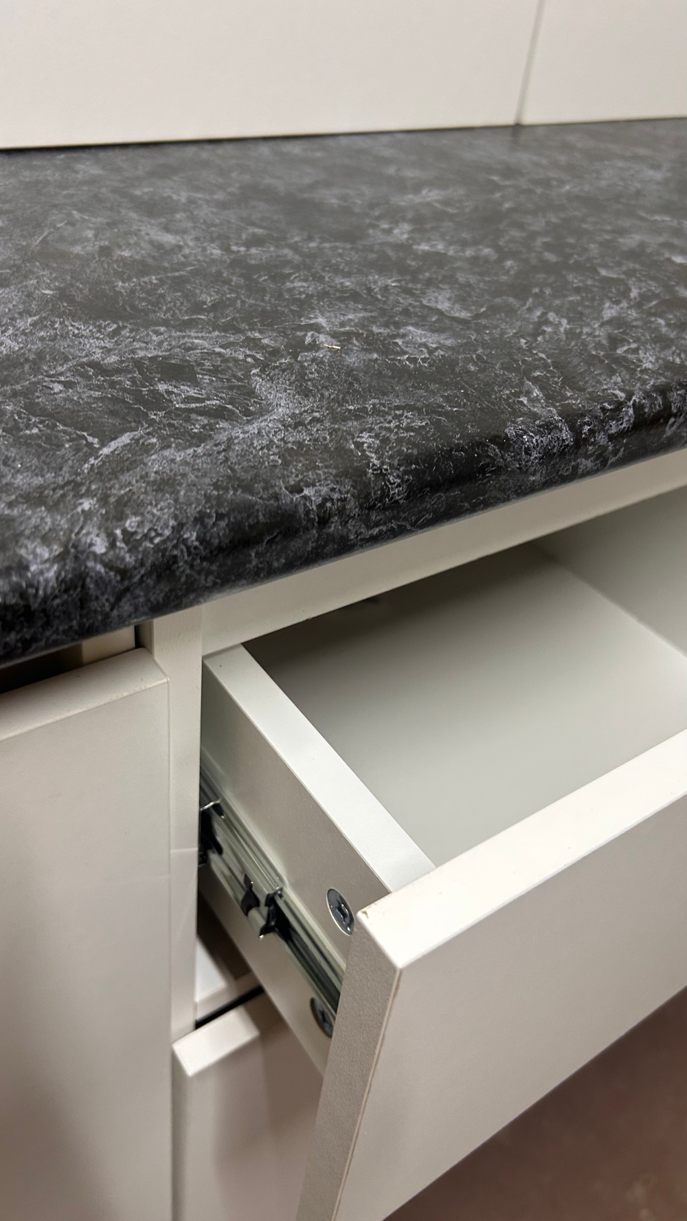 Кухонный гарнитур 2000 (белый)