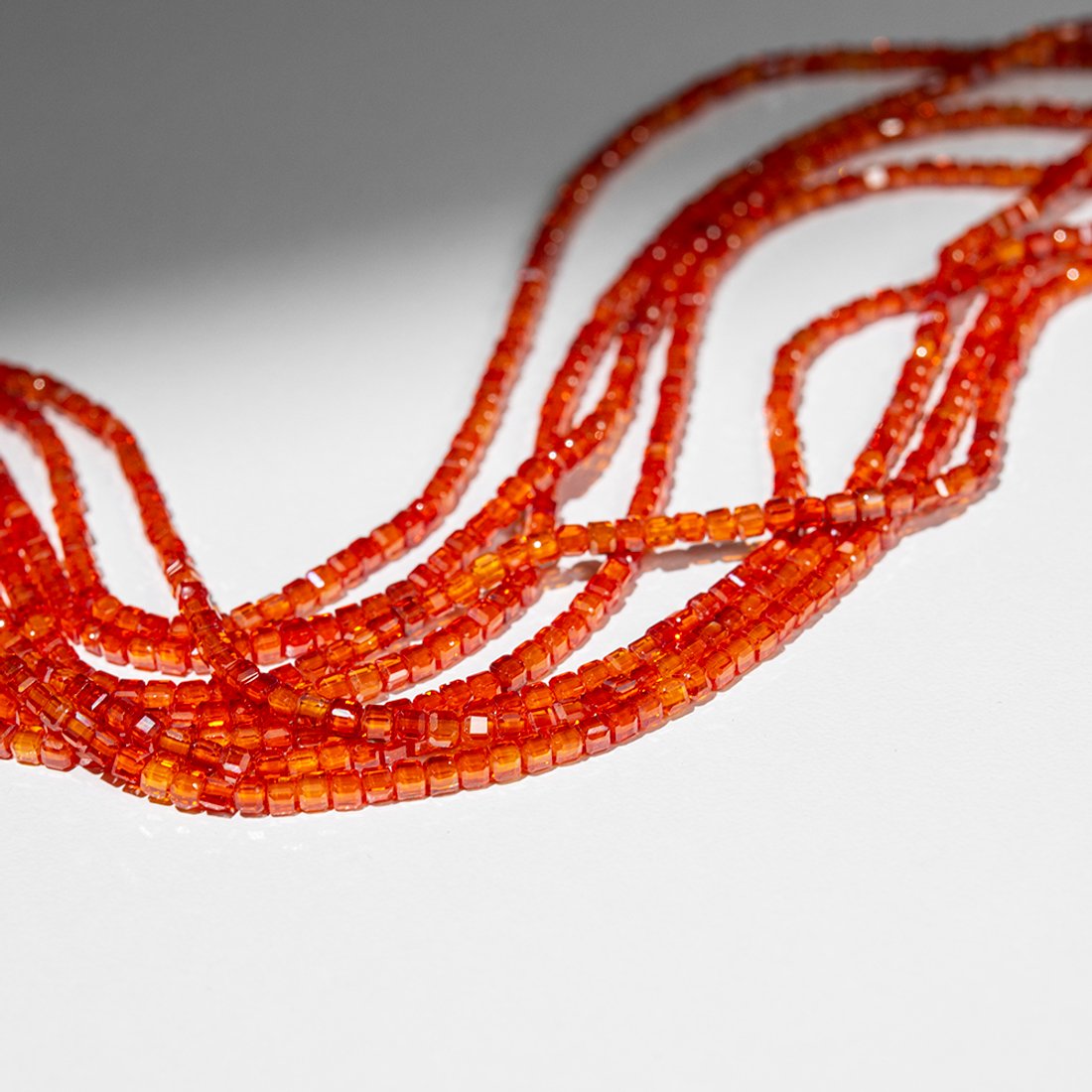 Фианиты, оттенок "Хурма", 2,3мм, кубик, микроогранка