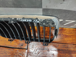 Решетка радиатора левая BMW 3-Series (F30) 11-16 Б/У Оригинал 51137405835