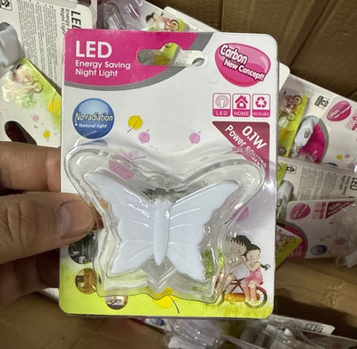 Ночник бабочка