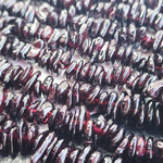 Гранат Пироп, природный, крошка, р-р 7-10 мм, насыщенный цвет, цена за нить 19 см