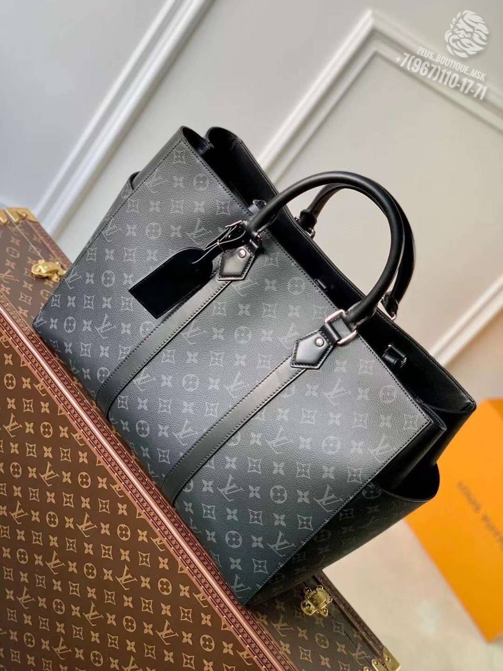 Деловая сумка Louis Vuitton Sac Plat 24H