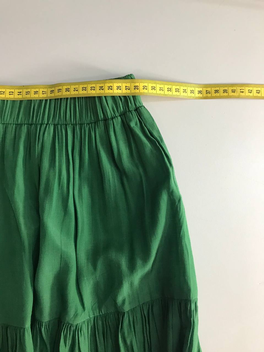 Юбка длинная летнего оттенка, визуально 46 размер