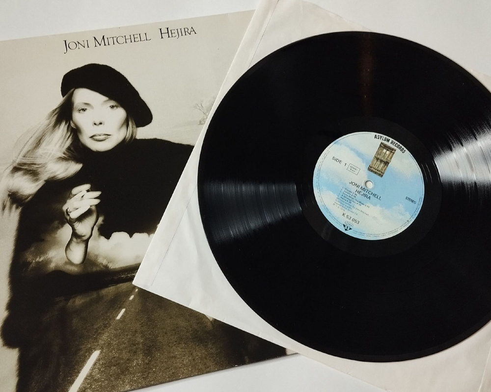 Винтажная виниловая пластинка LP Joni Mitchell Hejira (Germany 1976) A Strange Boy