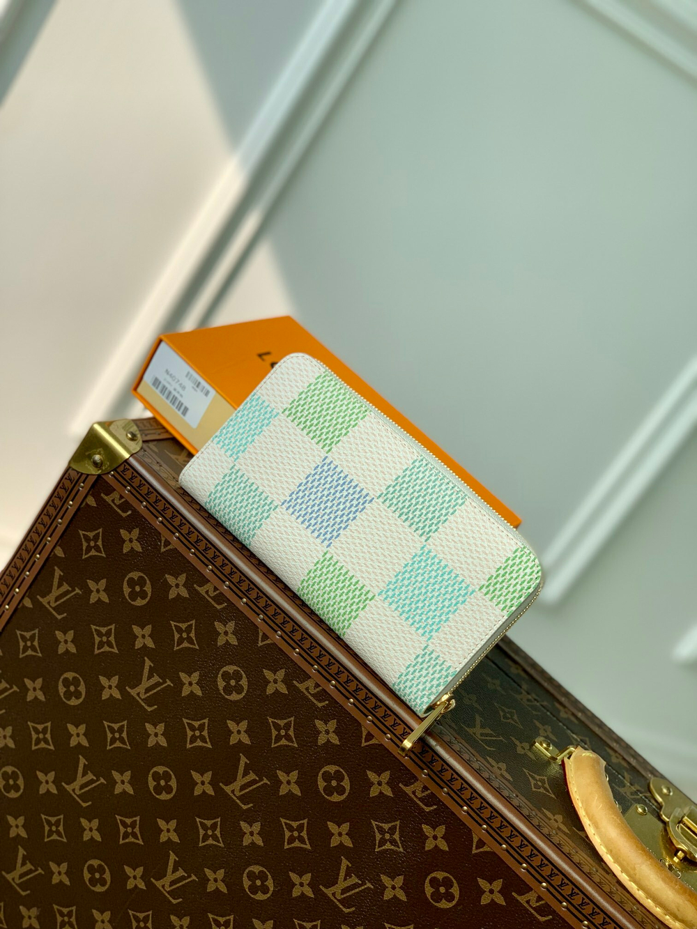 Louis Vuitton Zippy Wallet