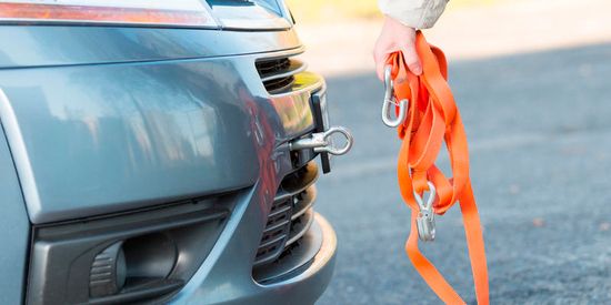 Можно ли буксировать ваш автомобиль? И как сделать это правильно?