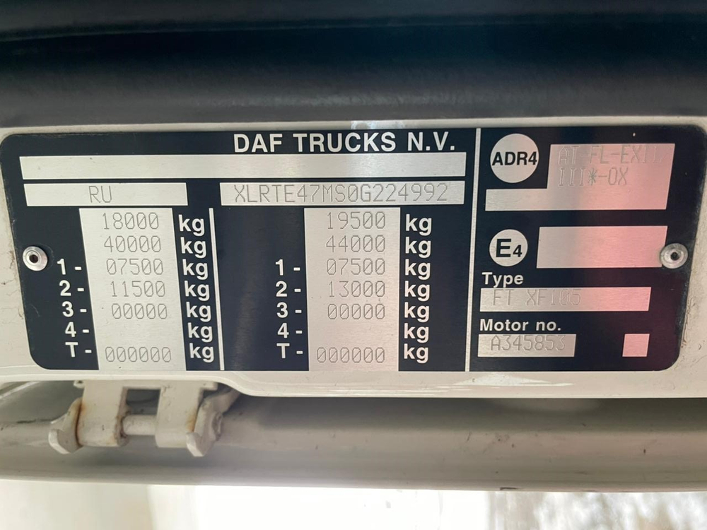 DAF XF 4x2 Седельный тягач FT XF 105 460 (Дизельный, 12,9 л, 462 л.с., МТ)