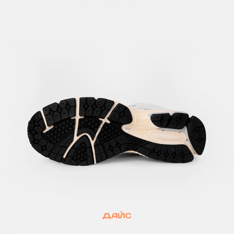 Кроссовки New Balance 2002R 