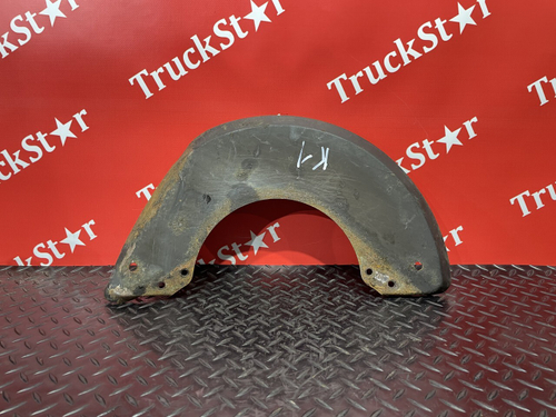 Пыльник тормозного диска левый