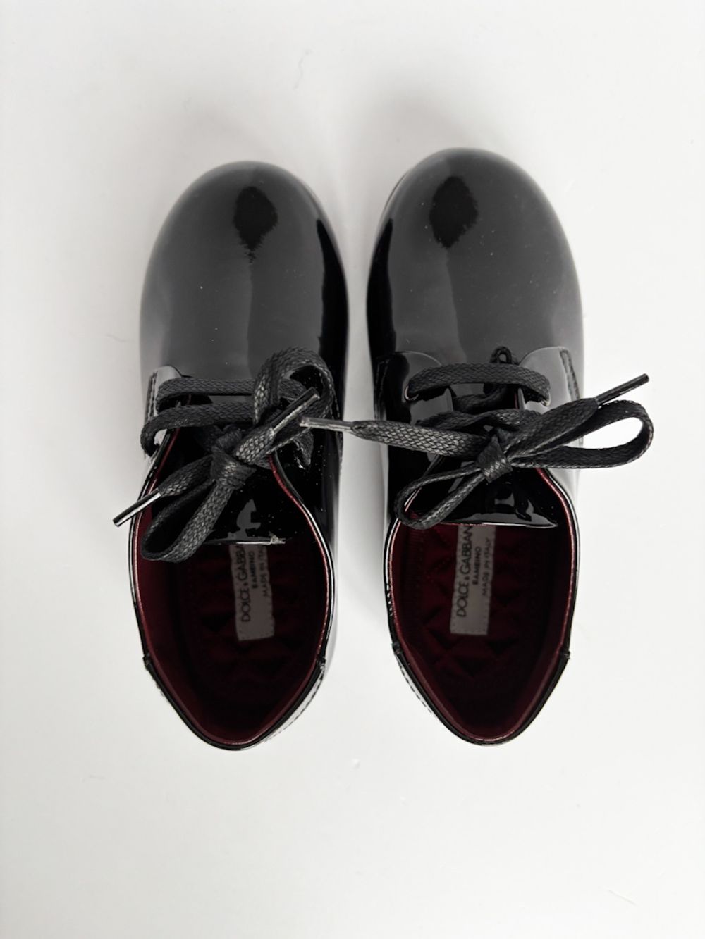 Новые лаковые туфли Dolce & Gabbana, 25