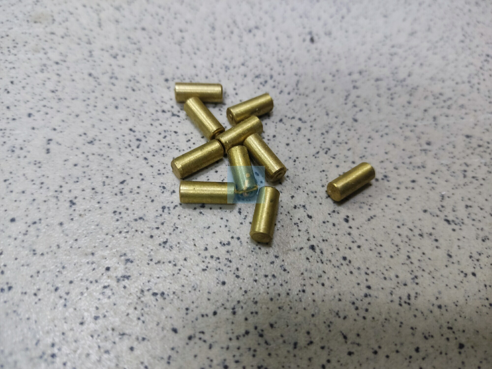 Штифт полукольца 201-1005169