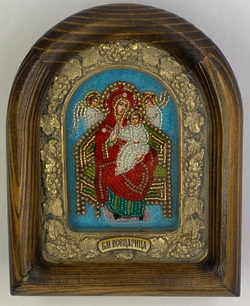Дивеевская икона с рукописным ликом из бисера Божией Матери Всецарицы.