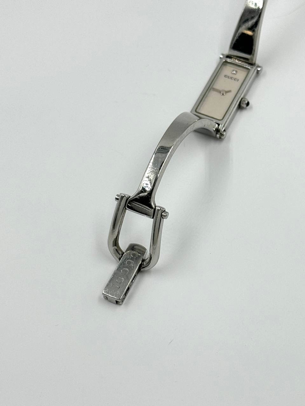 Часы Gucci 1500L