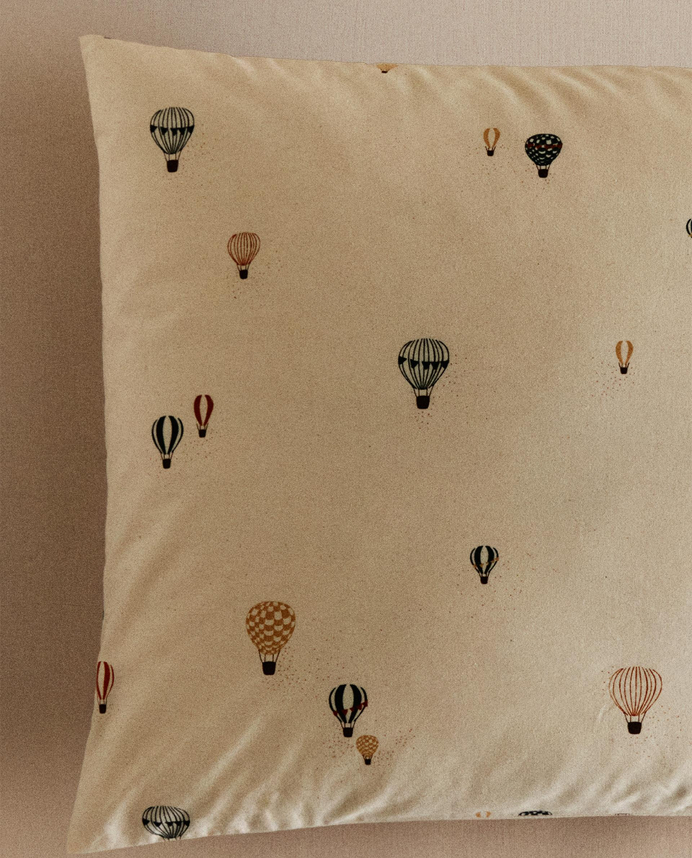 Наволочка Zara Home, хлопок 100%, однотонный, 2610/091