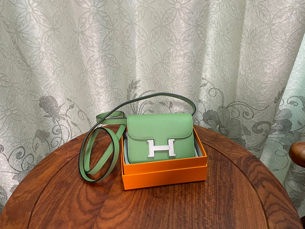 Hermes Constance Slim