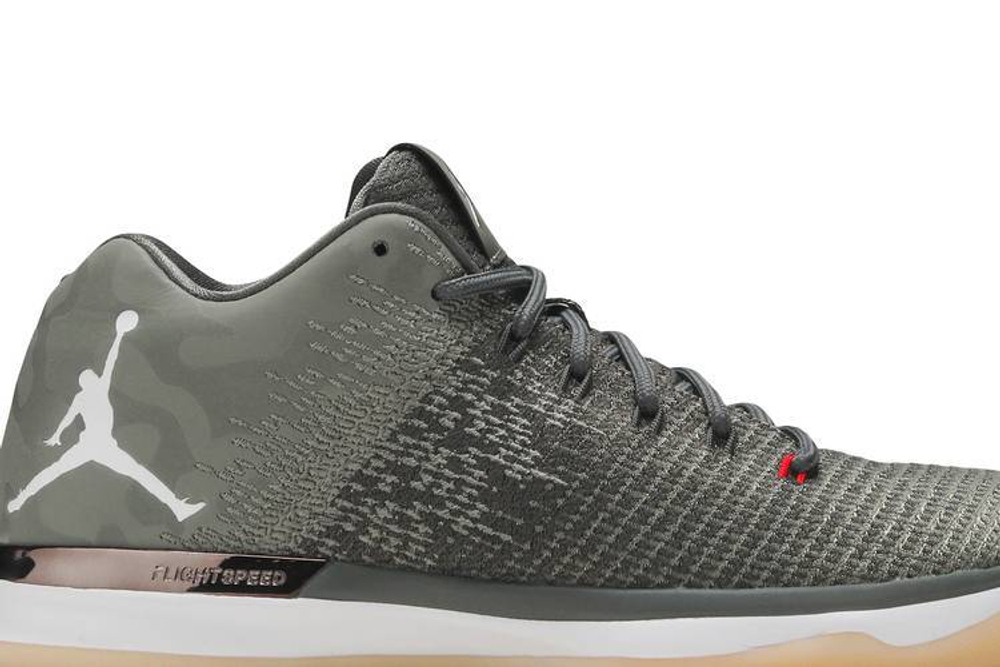 31 jordans low top best sale