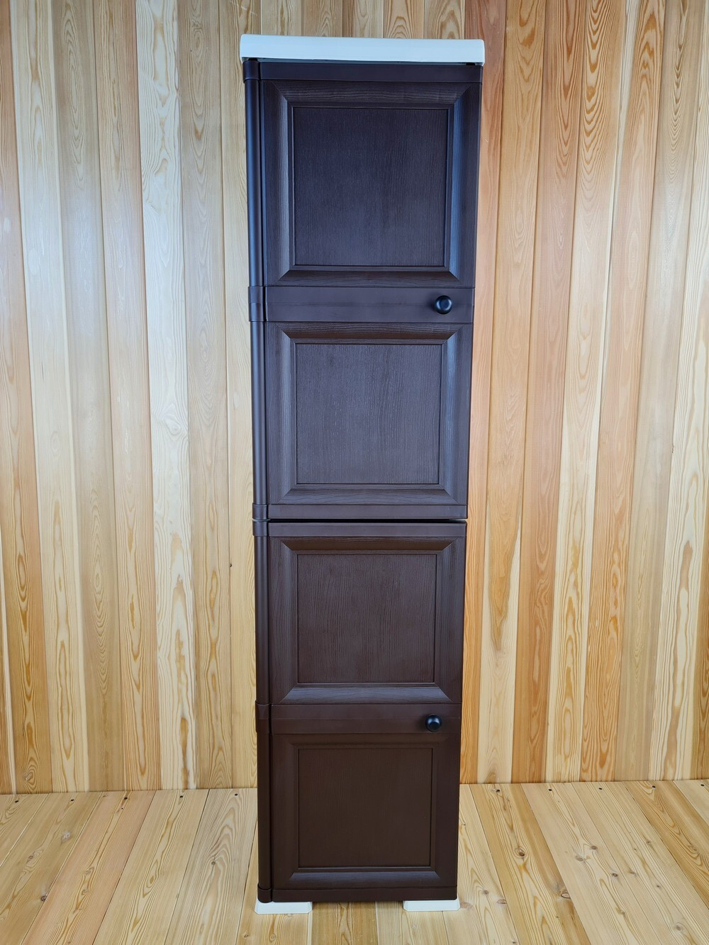 Шкаф высокий, с усиленными рёбрами жёсткости "УЮТ", 40,5х42х161,5 h, 2 сплошных дверцы. Цвет: Бежево-коричневый. Арт: Э-040-БД