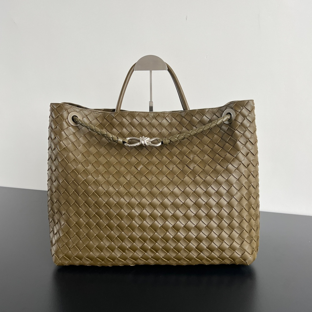 Bottega Veneta Large Andiamo 42 cm