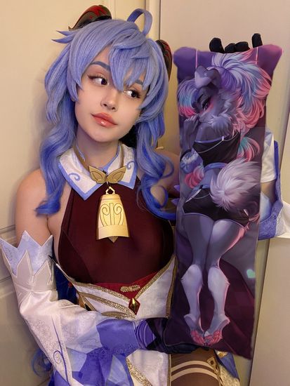 Мини дакимакура фурри Волк девочка арт. M1240, 60х20 см