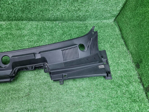 Жабо Geely Coolray (2019-2024)