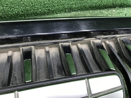 Решетка радиатора Geely Okavango (2023-н.в.)