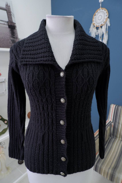 Кофта на пуговицах 40 размер