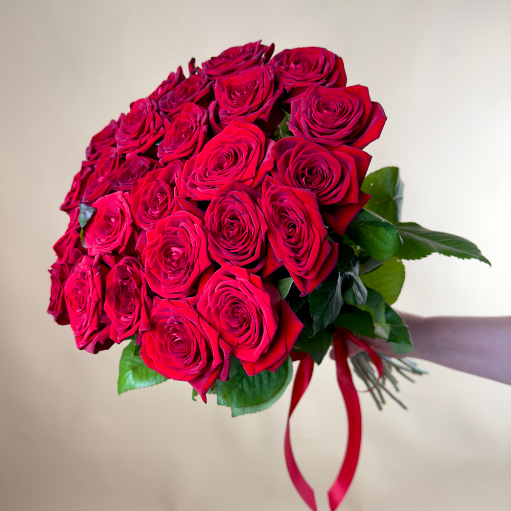 Flower bouquet of 25 Russian red roses