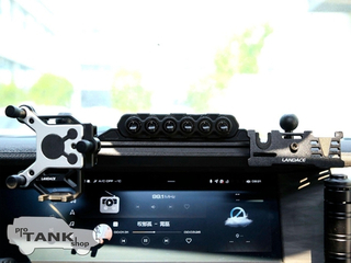 Кронштейн на приборную панель LANDACE на TANK 300 c беспроводной панелью переключателей