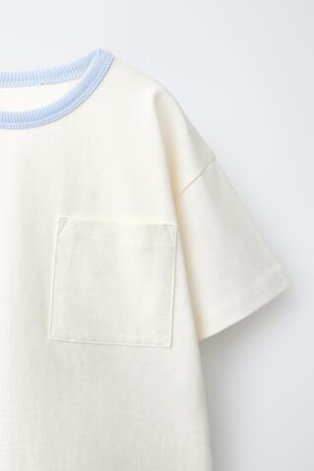 ZARA КОМПЛЕКТ ИЗ ФУТБОЛКИ И БРЮК В ПОЛОСКУ, СИНИЙ