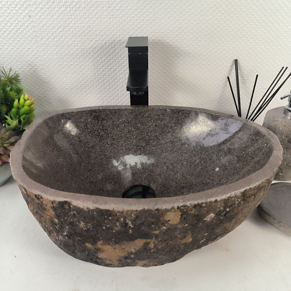 Раковина из речного камня RS-65181 44*34*15 0856