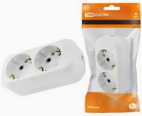 Розетка 2П+З 16А IP20 белая "Валдай" TDM SQ1804-0008