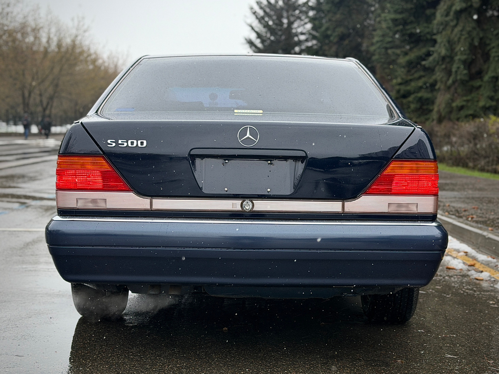 Mercedes-Benz S320