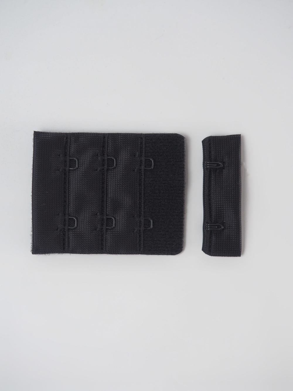 Застежка для бюстгальтера черная широкая с крючками 2х3 Lauma (Латвия)