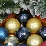 Новогодние шары «Волшебный вальс» 8 см (набор 12 шт), Сапфир/Золото