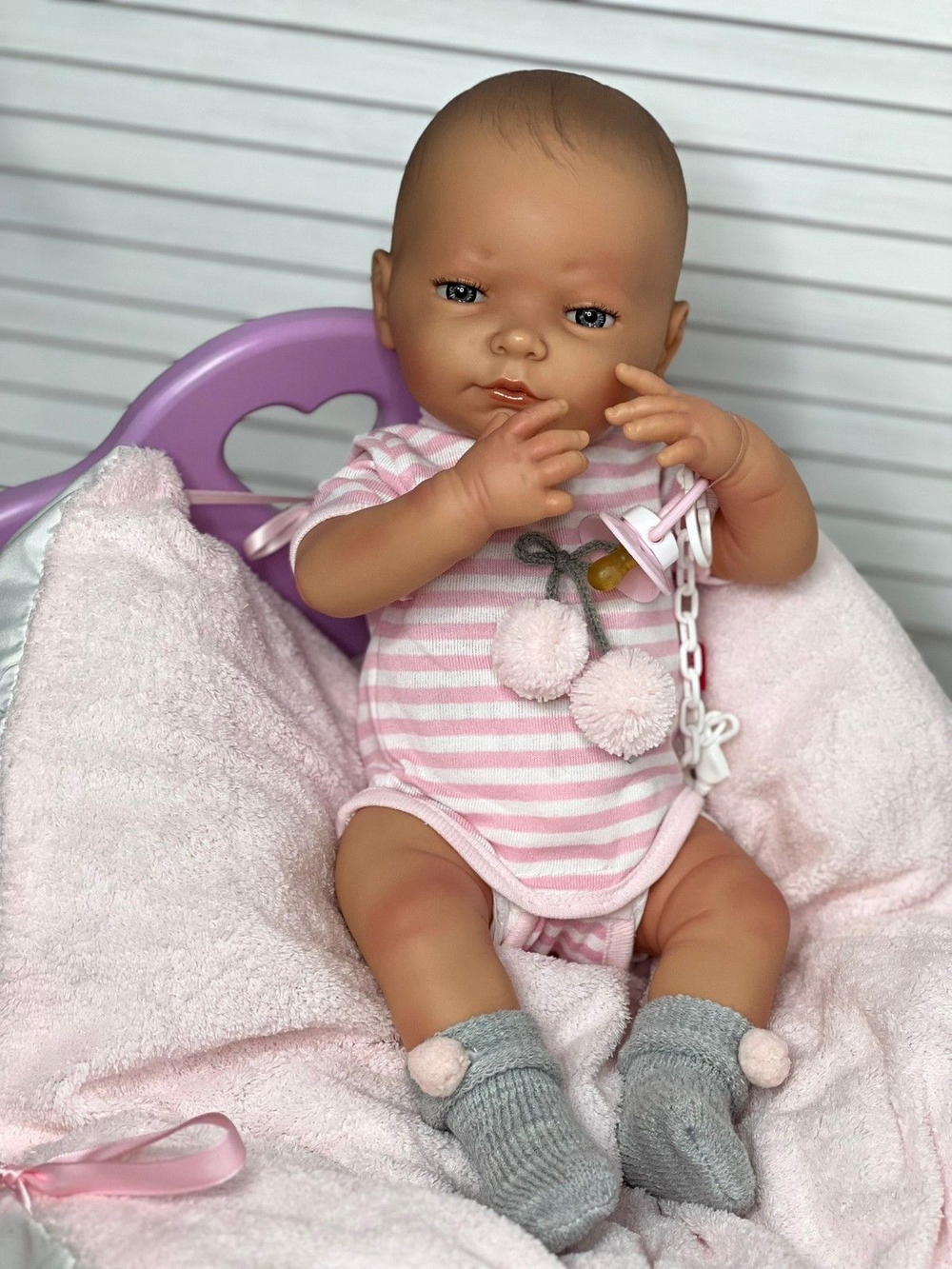Кукла BERJUAN виниловая 45см Newborn (8101)