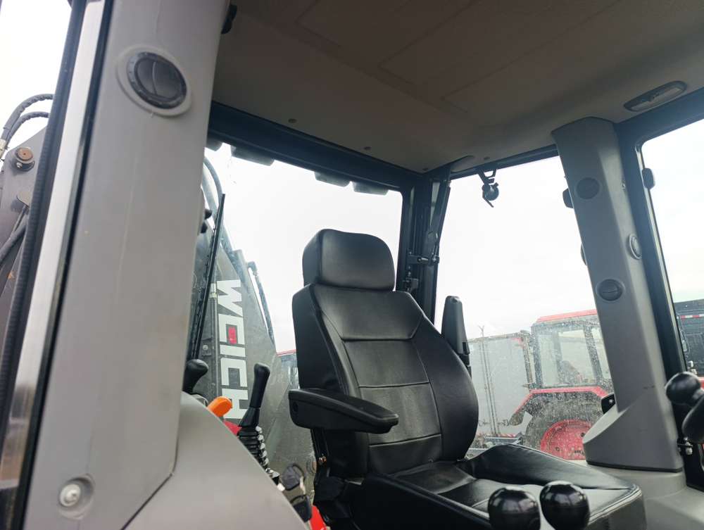 WEICHAI WLB468* Экскаватор-погрузчик WLB468-II (Дизельный, 4,2 л, 95 л.с., АТ)