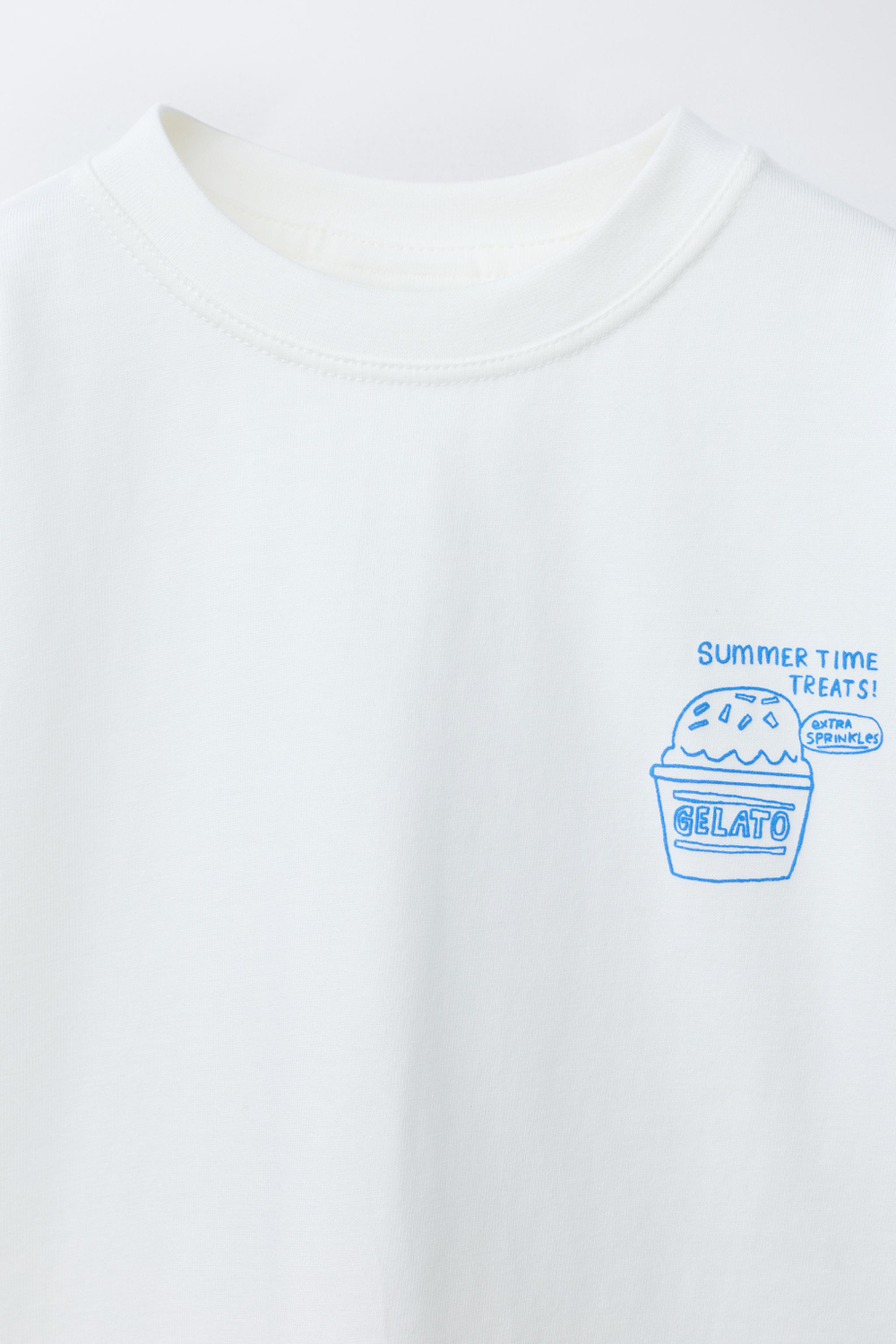 ZARA ФУТБОЛКА С ПРИНТОМ, БЕЛЫЙ