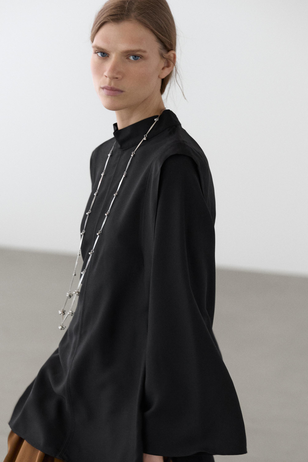 Massimo Dutti Рубашка с воротником-стойкой и завязками, черный