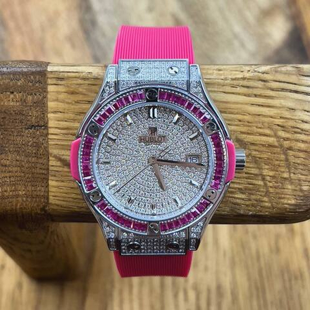 Часы Hublot