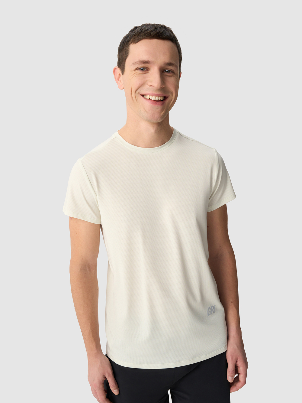 Футболка мужская GRI Лето молочная
