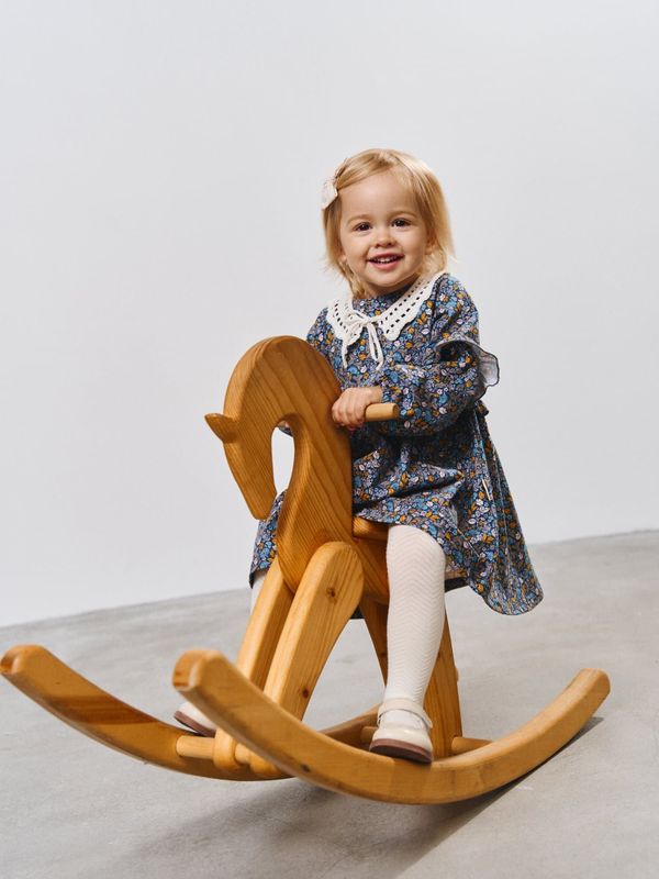 Платье с рюшами 