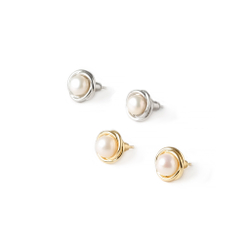 pearl stud
